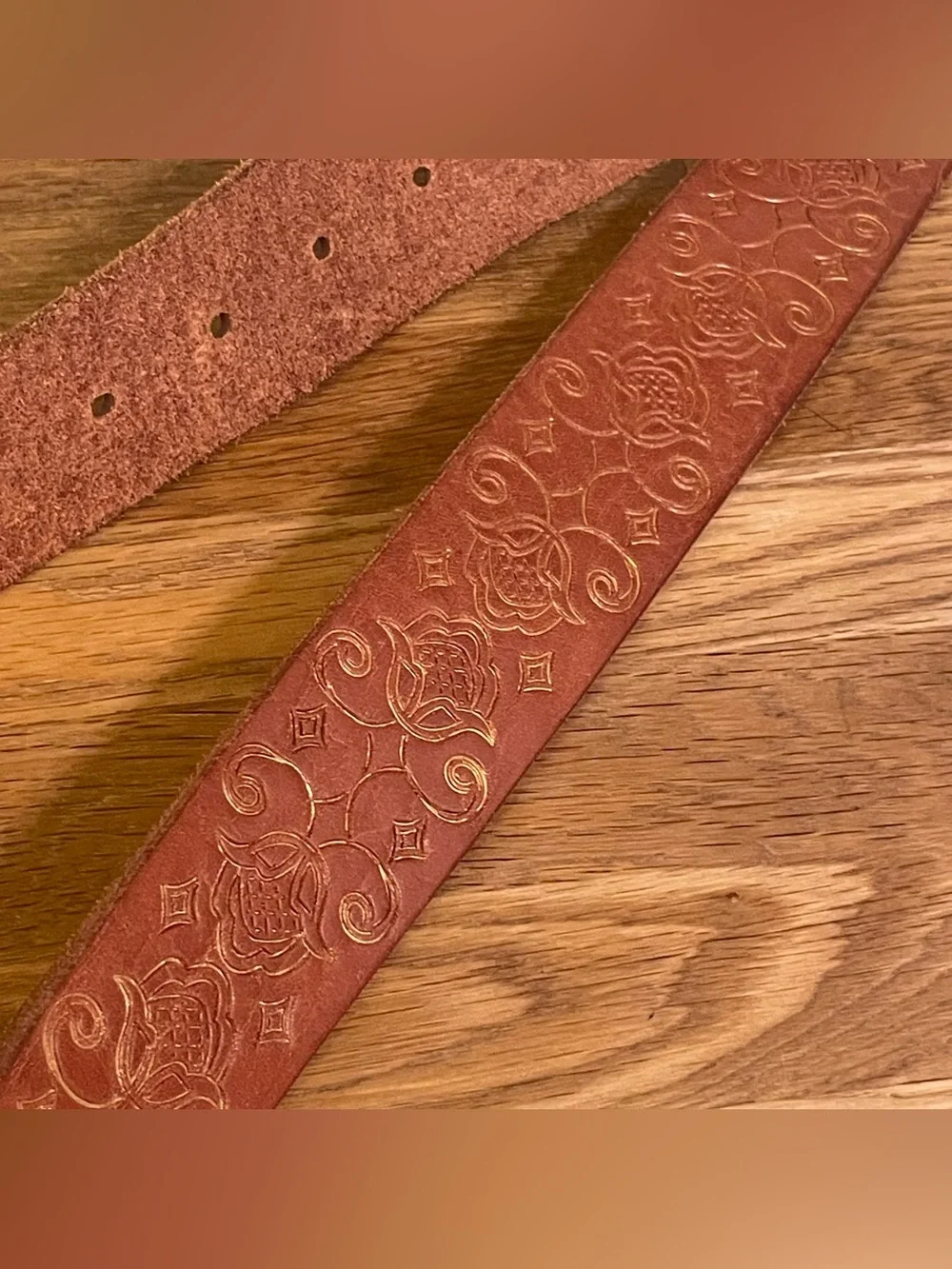 American Eagle Outfitters brown tooled